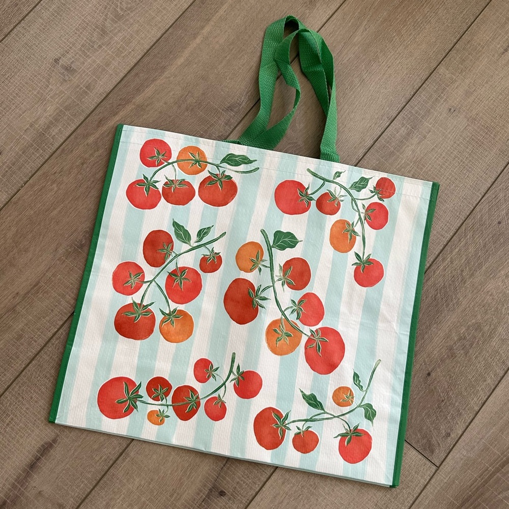 Homegoods TJMaxx Marshalls Viral Tomato Print Reusable Shopper Tote Bag NWOT